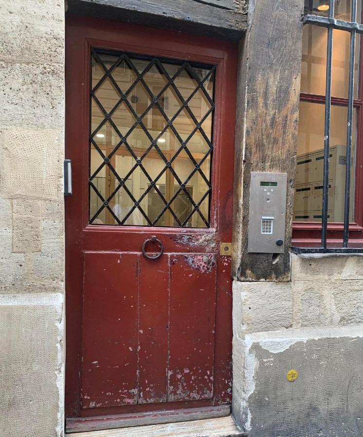 Privées Dans Grand T4-paris Plein-centre Parigi