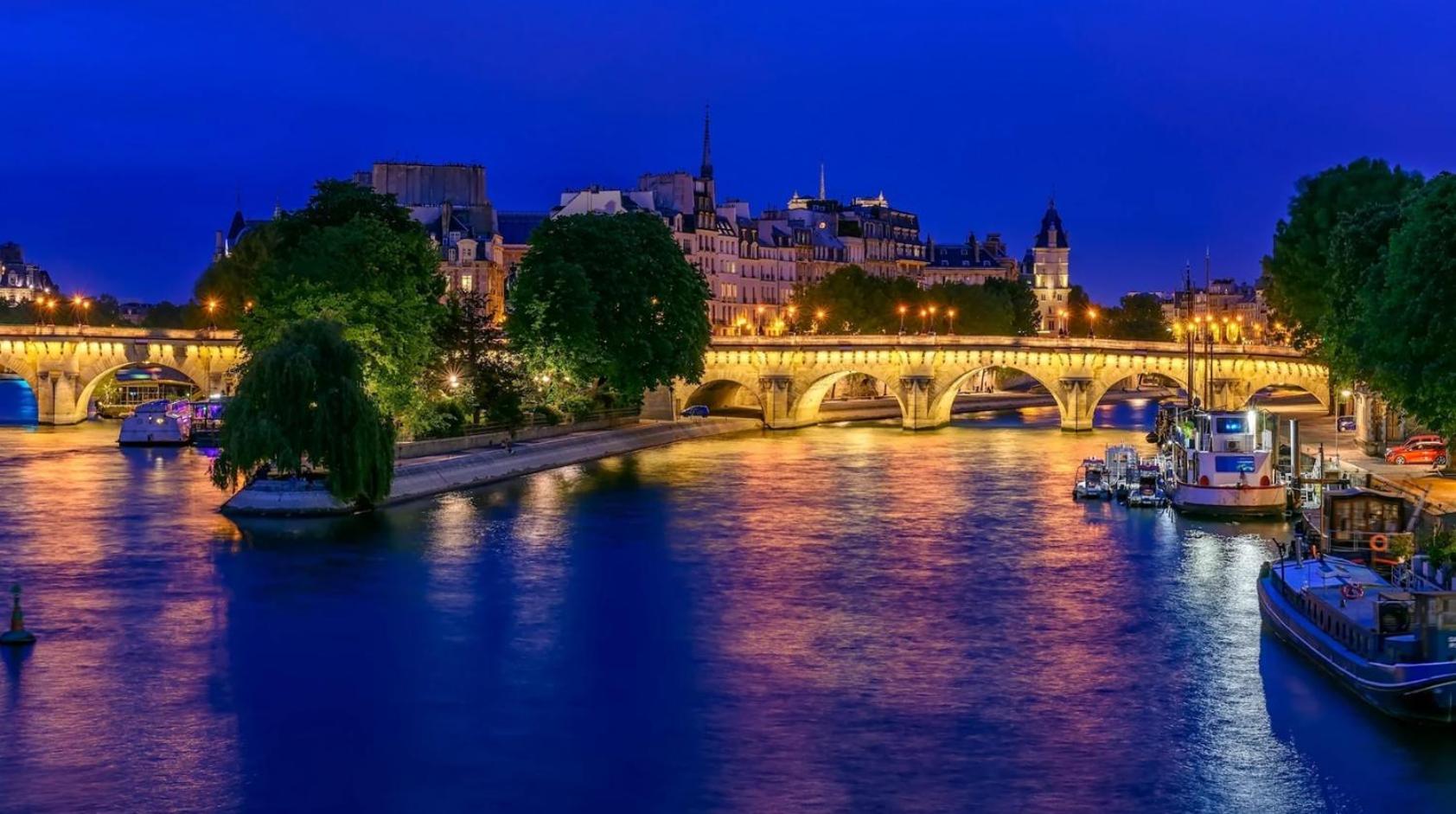 Alloggio in famiglia Privées Dans Grand T4-paris Plein-centre Parigi