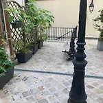 Chambres privées dans grand T4-Paris plein-centre