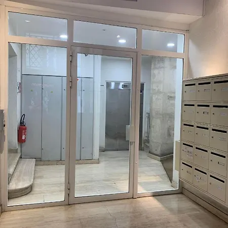 Privées Dans Grand T4-paris Plein-centre Parigi